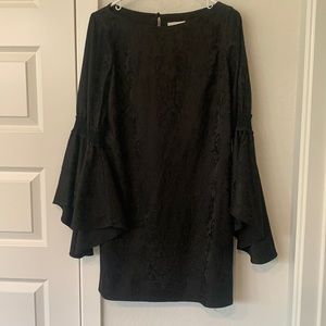 Black belle sleeved dress with subtle print